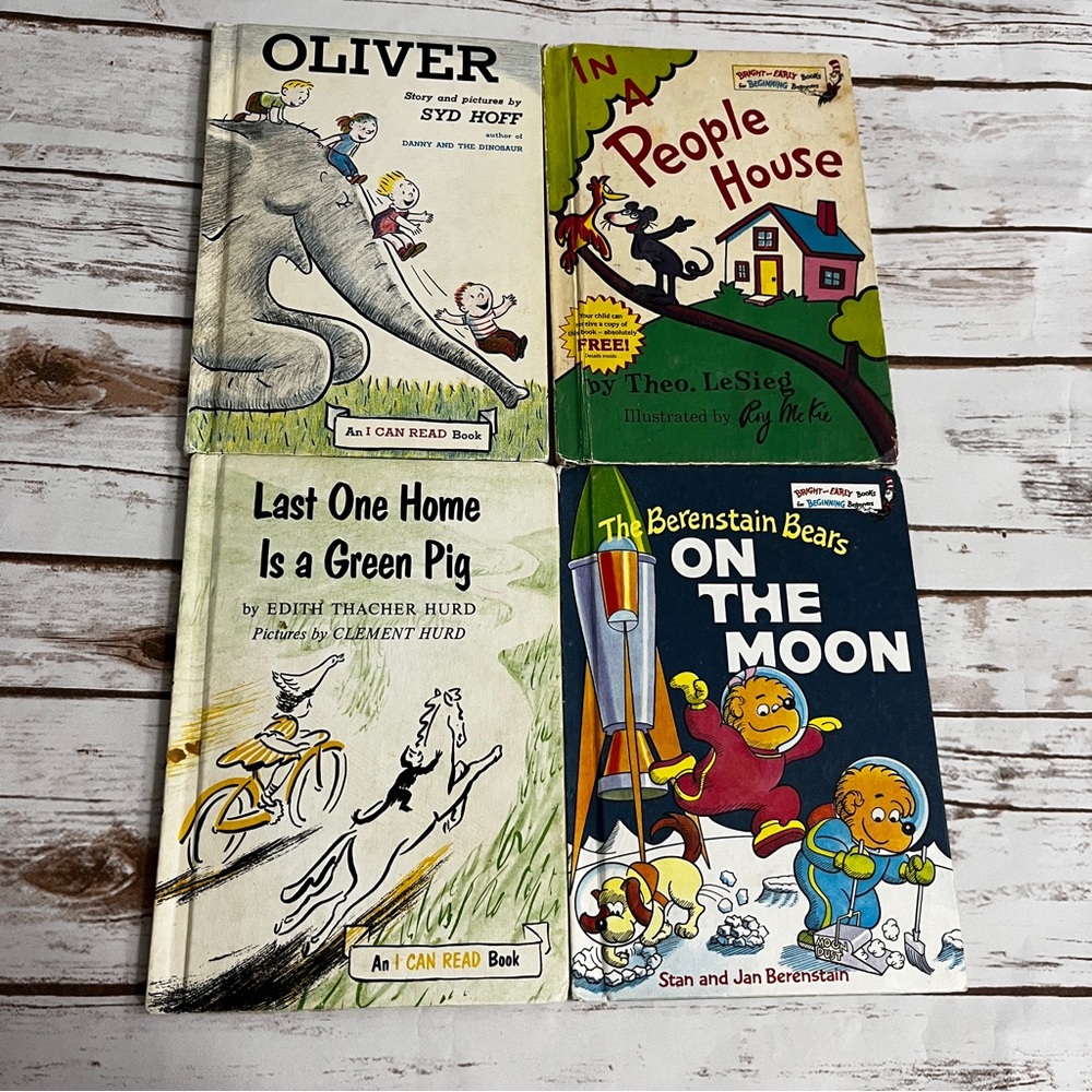 Set of Four Vintage Books for Beginning Readers Theo LaSieg I can‎ Read